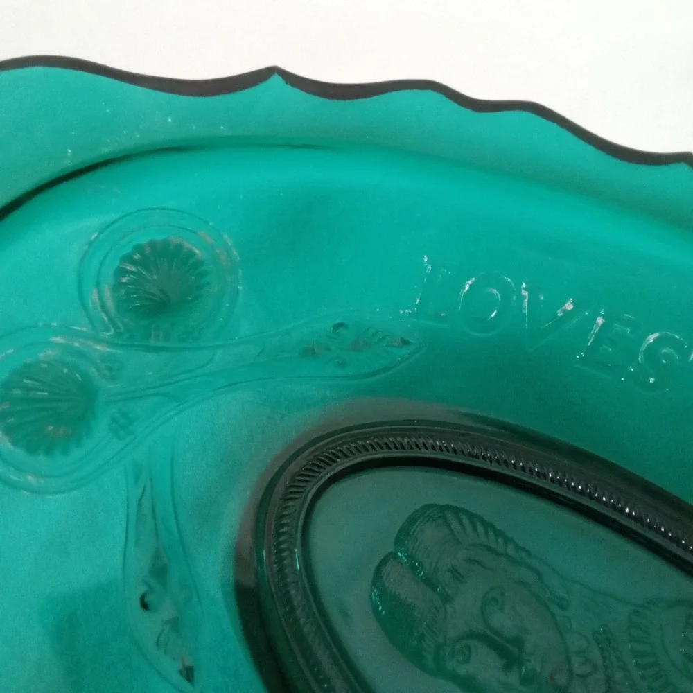 Teal Green Glass Loves Request Is Pickles Oval Scalloped Sawtooth Dish 9.25in